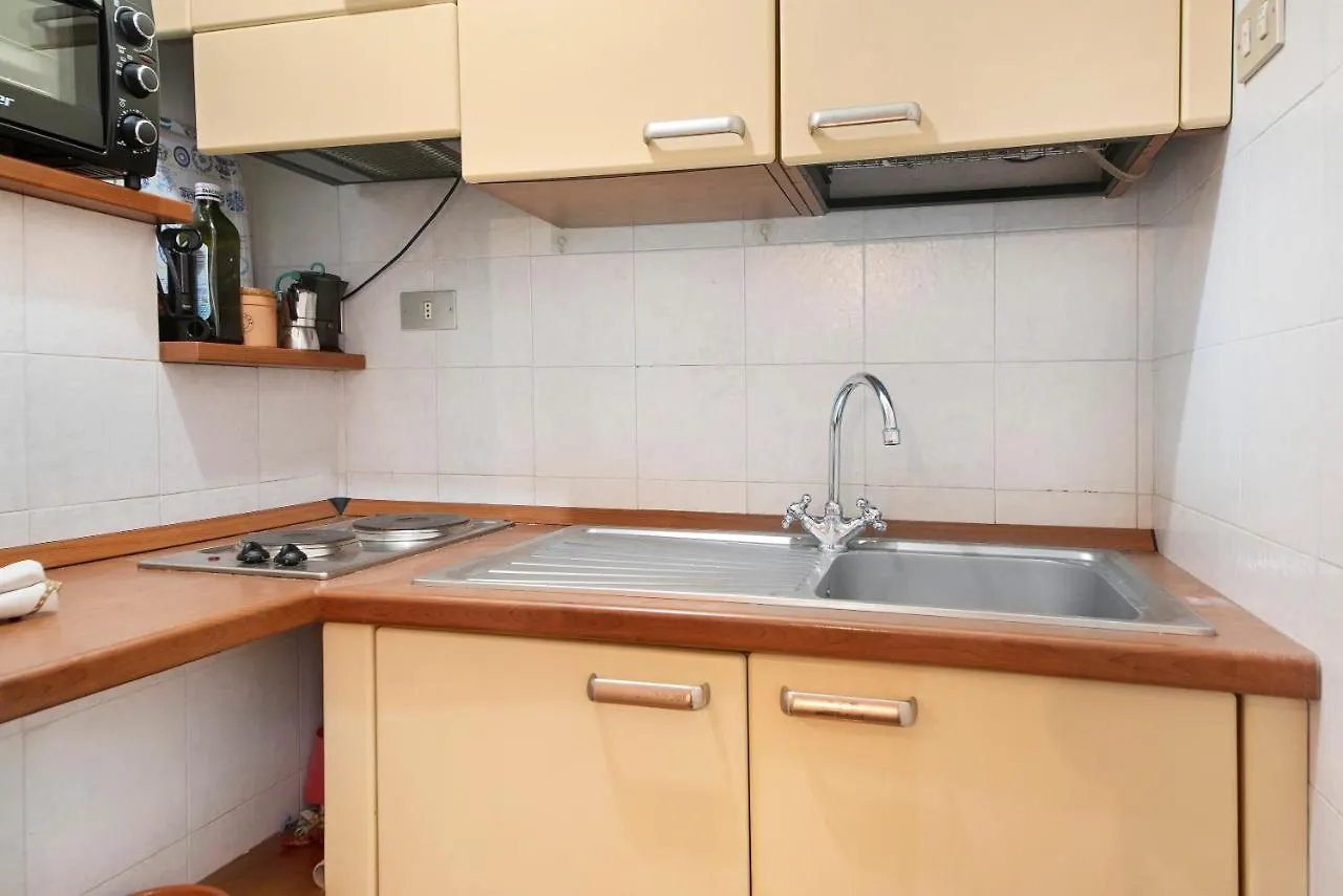 Monolocale Daneri 72 Apartment Bonassola 0*,  Italy